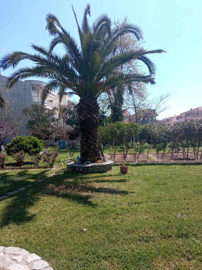 Апартаменты Sofia'S Garden Неа-Перамос Экстерьер фото